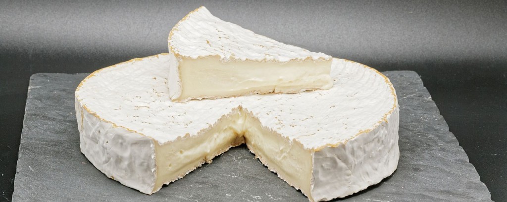 [:bg]Снимка на Сирене Бри[:en]Photo of Brie cheese[:] | Fondue.bg
